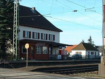 Der Bahnhof   in Eggolsheim-Neuses Foto: Ronald Heck