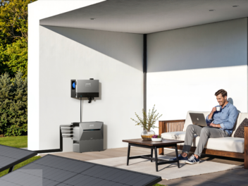 Der Anker SOLIX Power Dock ermöglicht die Erweiterung von Balkonkraftwerken zu leistungsstarken Photovoltaikanlagen mit intelligentem Energiemanagement und hoher Flexibilität.