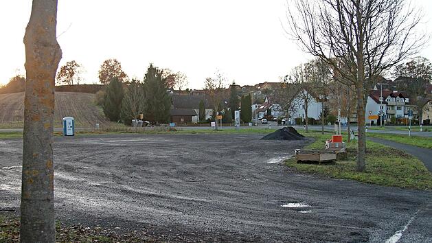 Unmittelbar vor der Ortschaft ist der favorisierte Platz f&uuml;r das neue Feuerwehrhaus.