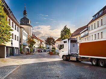 Lastwagen, Fußgängerzone Innenstadt