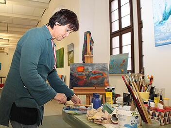 Martina Karsch genießt die ganz besondere Atmosphäre auf der Plassenburg. Fotos: Katrin Geyer