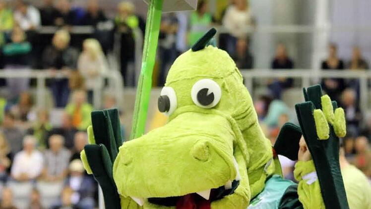 Der Auftakt in die 1. Volleyball-Bundesliga in Coburg war für alle Beteiligten der Hammer! Foto: Timo Geldner