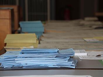 Gleich fünf Wahlscheine sollten die Bürger ausfüllen. Foto: Ulrike Müller