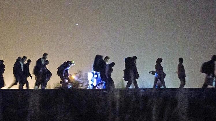 Die Flüchtlinge aus Afghanistan kamen vor allem über die "Balkan-Route" nach Europa.  Foto: Balzas Mohai, dpa