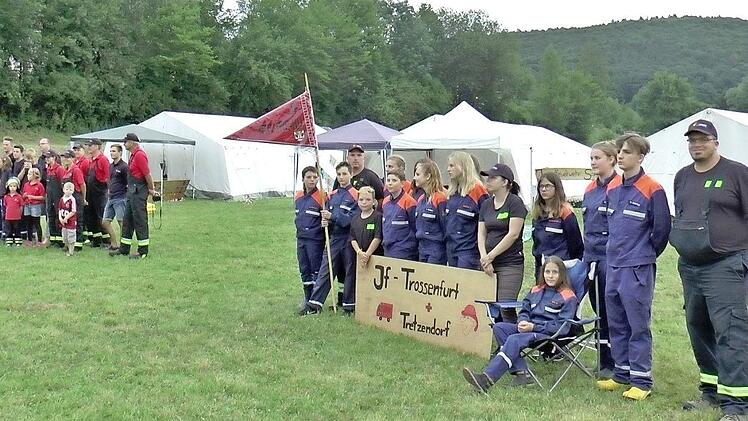 Aus insgesamt 15 Ortschaften waren die jungen Mitglieder der Jugendfeuerwehren beim Zeltlager in Sulzbach bei Hofheim vertreten.