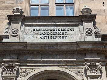 Ein 25-Jähriger aus Forchheim musste sich gleich wegen sechs Straftaten vor Gericht verantworten.  Foto: Barbara Herbst