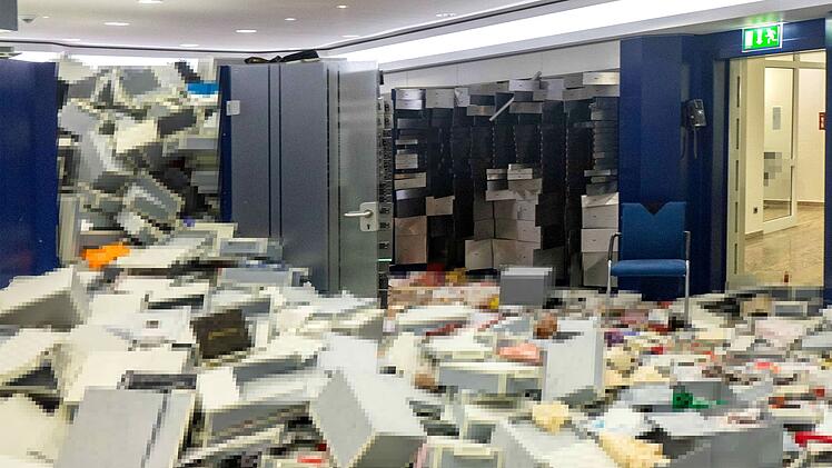Millionen-Coup: Polizei ver&ouml;ffentlicht Fotos aus Tresorraum