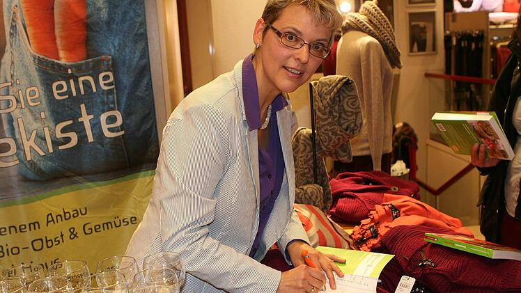 Susanne Bihlmaier signierte ihre Bücher.