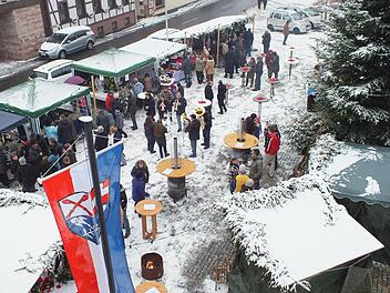Der Plätzlesmoadd in Burkardroth am 1. Advent Foto: Björn Hein/Archiv