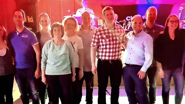 Zahlreiche Partygäste freuten sich über das 75-jährige Bestehen des CSU-Ortsverbandes.