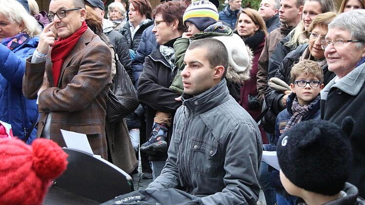 Arno Seifert begleitete am E-Piano. Foto: Simone Bastian