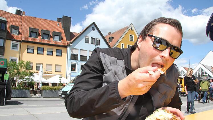 Benedikt Tremel aus Altenkunstadt hat sich für eine "Männerschale" mit Pulled Pork und Kraut entschieden.