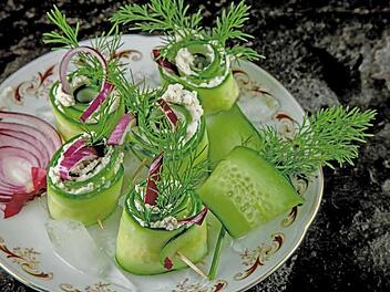 Gurken-Frischkaese-Rollen.jpg
