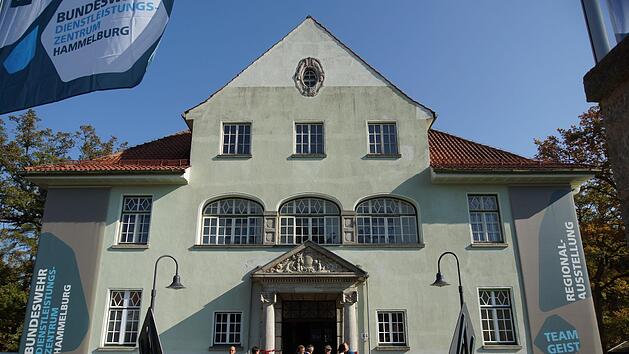 Im J&auml;gercasino auf dem Lagerberg ist eine Regionalausstellung der Bundeswehr eingerichtet. Foto: Archiv/Arkadius Guzy