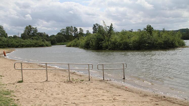 Im  nichtöffentlichen Teil der Gemeinderatssitzung im Oktober  hatte sich das Gremium gegen Wohnmobil-Stellplätze am Rudufersee in Michelau ausgesprochen.  Begründung zu teuer.Gerda Völk