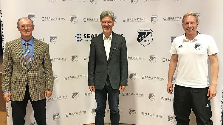 Sie stehen an der Spitze des TSV Röttenbach, von links: Herbert Bräun, Carl-Otto Klermund, Maximilian Schwab.