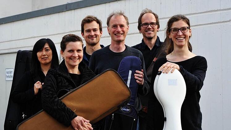 Das Streichsextett der Bamberger Symphoniker gestaltet am Montag, 19. Oktober, das Auftaktkonzert der Saison 2015/2016.Foto: PR