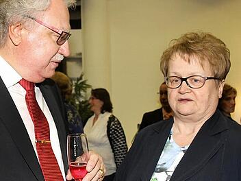 Elisabeth Paulus mit dem Kreisvorsitzenden Karl-Heinz Bauer Fotos: Richard Sänger