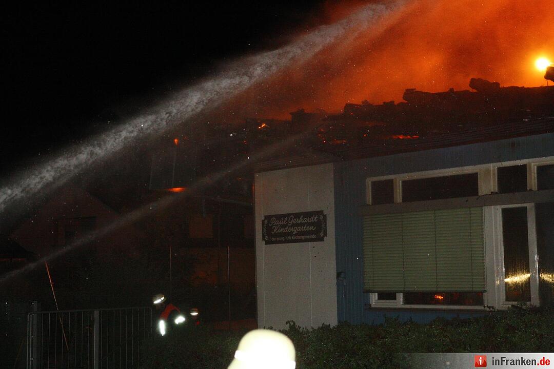 Großbrand zerstört Kindergarten in Kulmbach