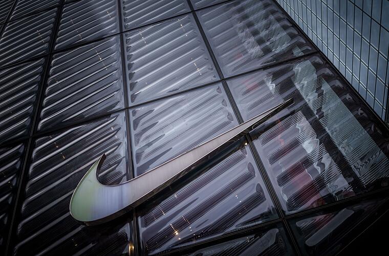 Ermittlungen gegen Nike wegen Benachteiligung Weißer