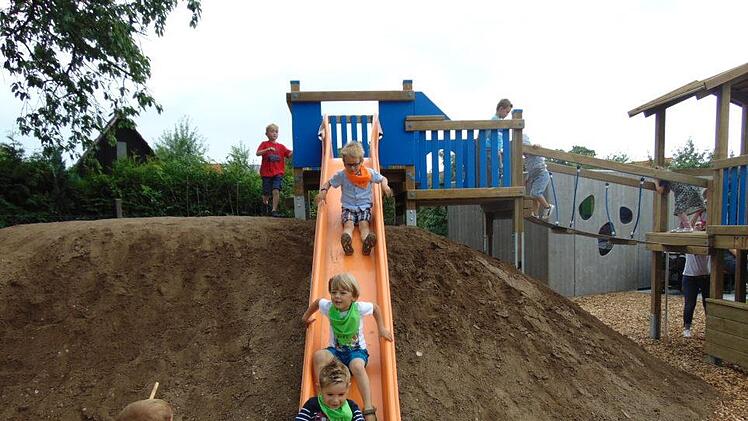 Die Außenanlage Foto: Petra Malbrich