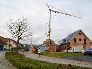 Das Baugebiet "Brennofen" in Wollbach. Neu ist ein Fußweg, der von der Gemeinde zur Pflege des das Baugebiet umschließenden Grüngürtels befahren werden kann. Archivfoto: Kathrin Kupka-Hahn