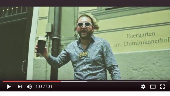 Bruno Barrique im "Niederste Schichten"-Video Screenshot: Youtube/Bruno Barrique