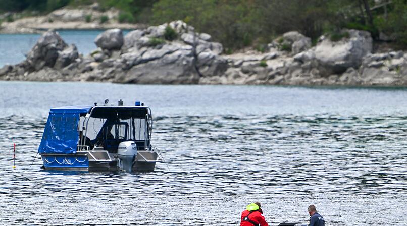 Badeunfall mit zwei Vermissten auf dem Eibsee