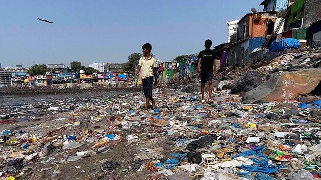 Verhandlungen über globalen Vertrag gegen Plastikverschmutzung