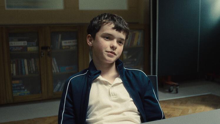 Die ersch&uuml;tternede Netflix-Serie "Adolescence" erz&auml;hlt von einem Jungen (Owen Cooper), der zum M&ouml;rder wurde.