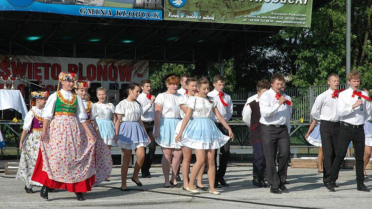 Polnische Tanzgruppe beim Erntedankfest