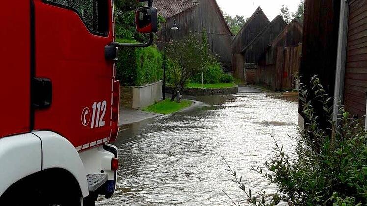 Die Fotos dokumentieren, welche Spuren der Starkregen dort am Mittwoch hinterlassen hat.Foto: Sabrina Albert