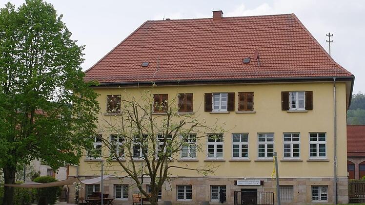 Der Kindergarten in Kothen ist in der alten Schule untergebracht. Bei einem Bürgerentscheid sprach sich die Bevölkerung gegen einen Umbau des Gebäudes für die Betreuung von Krippenkindern aus. Foto: Archiv/Stephanie Elm