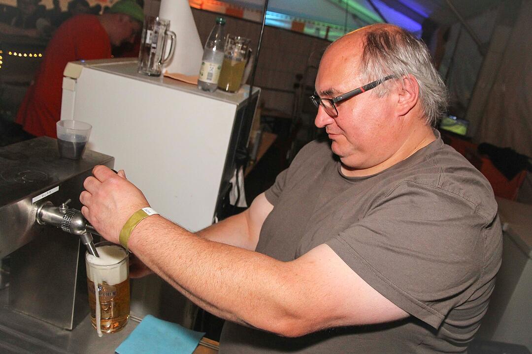 Party mit den DORFROCKERN Party mit den DORFROCKERN