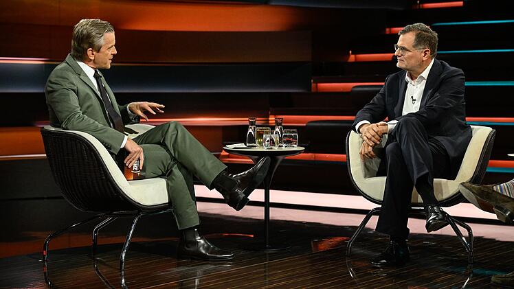Bei "Markus Lanz" kam es zum Schlagabtausch, als sich der ZDF-Moderator &uuml;ber die "J&auml;gersprache" innerhalb der SPD echauffierte.
