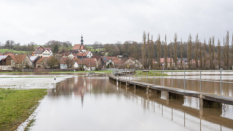 Dauerregen führt zu Hochwasser im Norden Bayerns