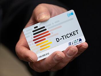 Landkreis Lichtenfels: Deutschlandticket ohne Internet bestellen? Rathäuser unterstützen bei Vorgang Landkreis Lichtenfels: Deutschlandticket ohne Internet bestellen? Rathäuser unterstützen bei Vorgang