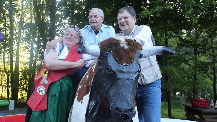 Köhlerliesel Karola Füchsel und Schirmherr Carl August Heinz Foto: Veronika Schadeck