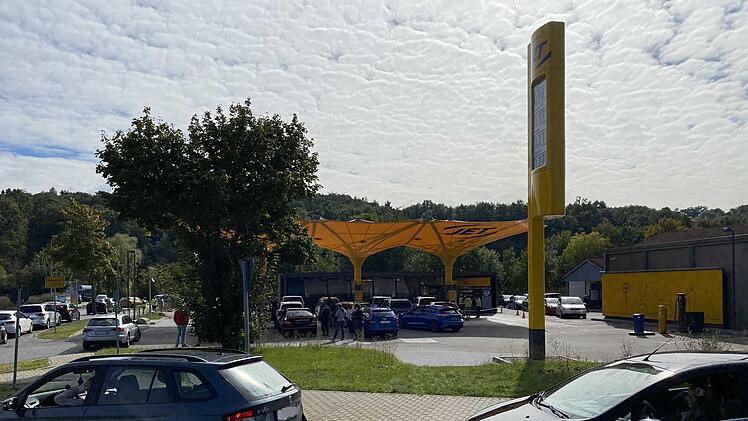 Gratis Sprit sorgt für Verkehrschaos in Memmelsdorf