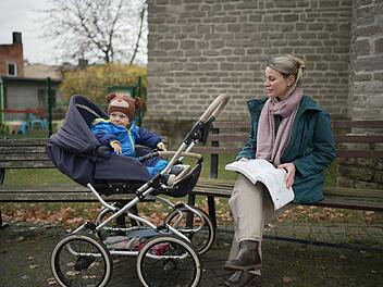 Carolin studiert Medizin. Aktuell ist sie finanziell von ihrem Ehemann abh&auml;ngig, doch das m&ouml;chte die zweifache Mutter &auml;ndern.