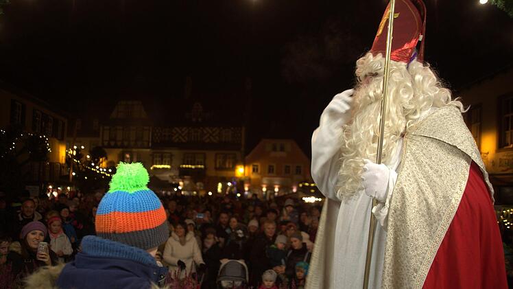 Impressionen vom Seßlacher Adventsmarkt.