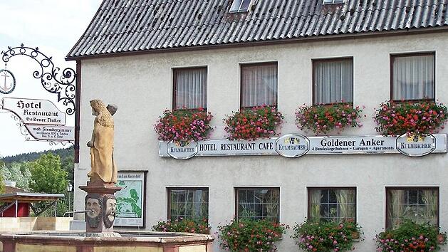 Den Kauf des "Goldenen Ankers" sieht der Markt Kasendorf als große Chance.
