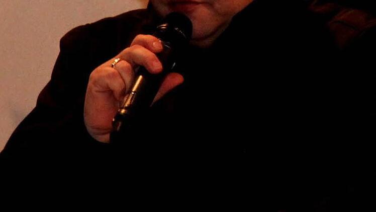 Uli Weiß führte durchs Programm. Foto: Johanna Blum