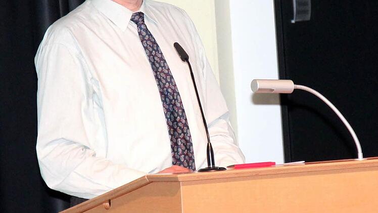 Hanswolf Popp begrüßt Foto: Johanna Blum