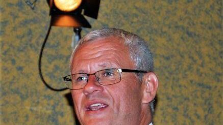 isenstadts Bürgermeister Thomas Steiner bei seiner Festansprache