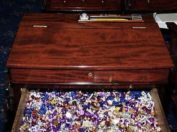 So schaut er aus, der Candy Desk im US-Senat.Foto: U.S. Senate Collection,dpa