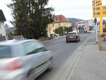 Das Staatliche Bauamt plant, die Würzburger Straße in Bad Kissingen im Jahr 2018 bis zur Oscar-Miller-Straße auszubauen. Foto: Heike Beudert