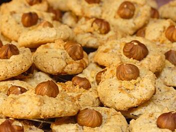 Einfache Nusspl&auml;tzchen