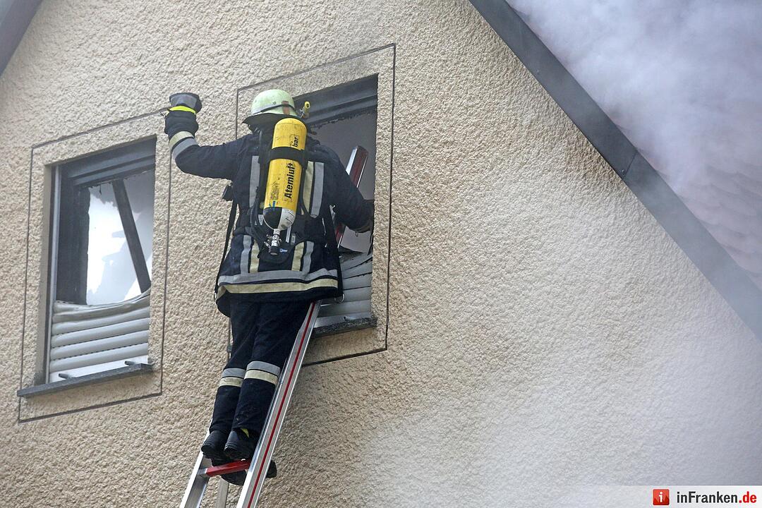 Brand in Wohnhaus in Schönbrunn