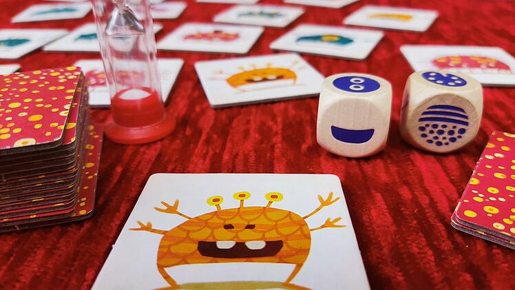 Monster-Bande: Mittelfränkisches Kinder- und Familienspiel mit vielen Varianten
